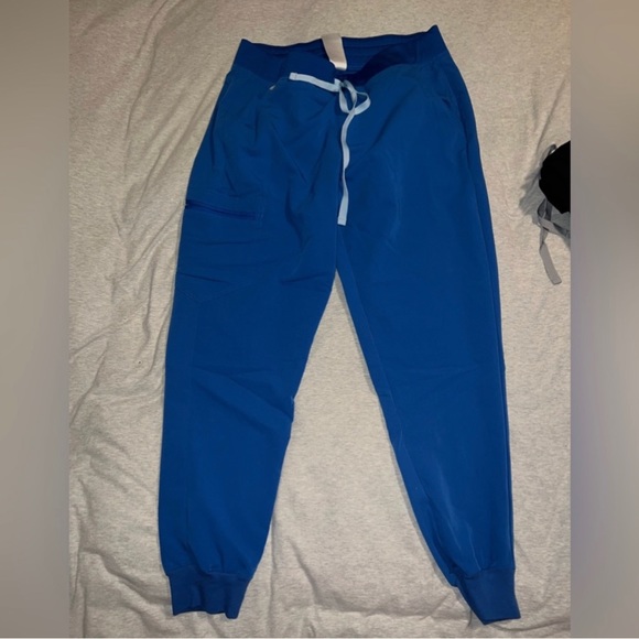 Figs - Picture 2 of 5